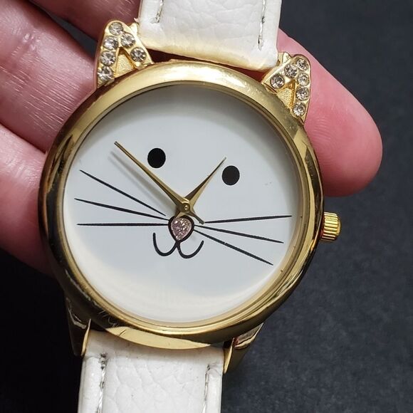 White and gold tone kitty face watch - Picture 1 of 7